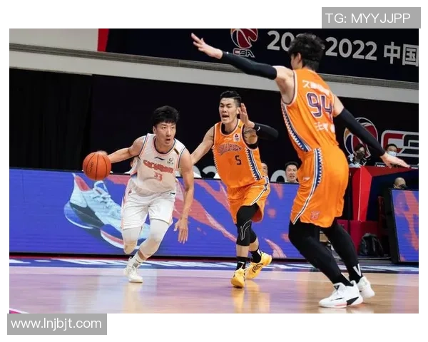 深入探讨上海篮球队在比赛中的力量表现与数据分析结果